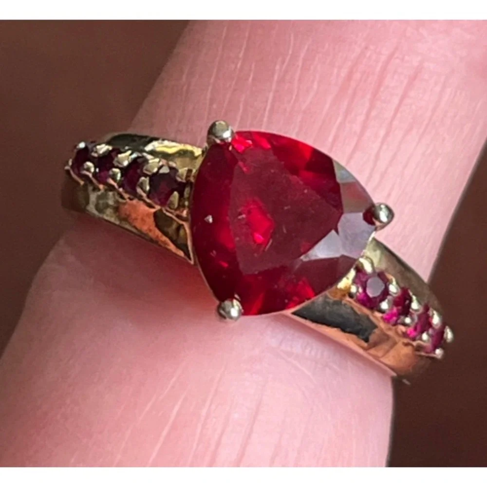 14K GOLD PLATED Sterling Silver Ring LAB CREATED RUBY Trillion w/Side Stones 8